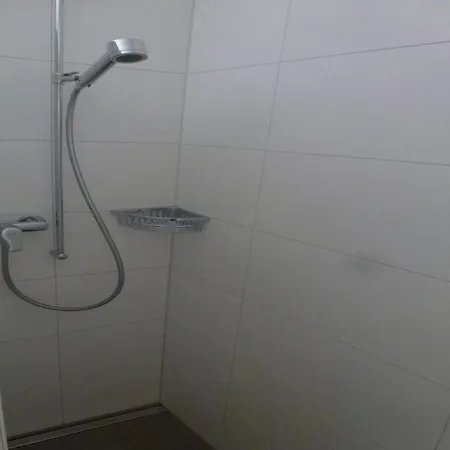 Pet-friendly With Mountain Views *