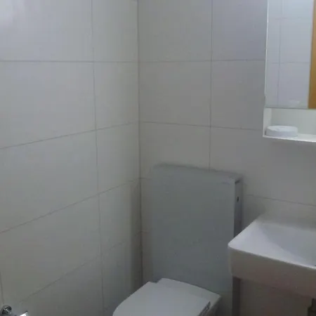 Pet-friendly With Mountain Views